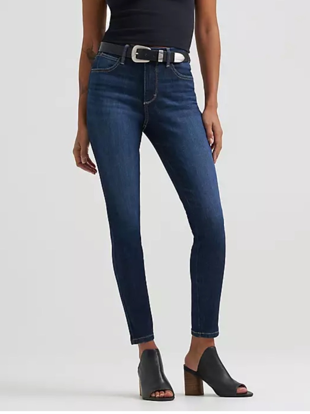 Wrangler Bespoke Skinny Jean “Rae”